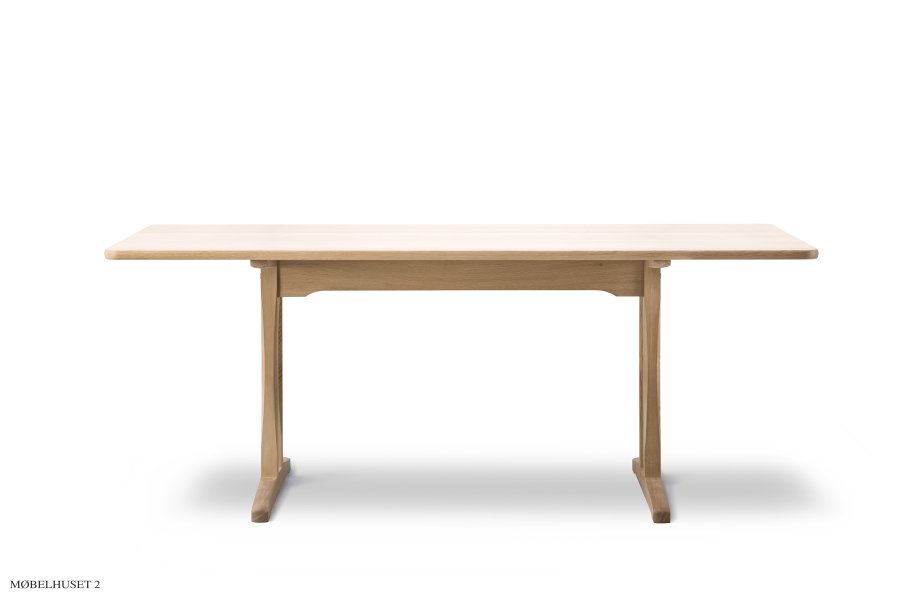 Mogensen C18 Shaker Table