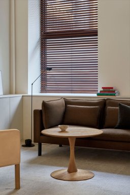ND104 Trisse Couchtisch