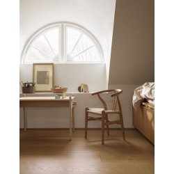CH24 Brne Y-stol I Hans J. Wegner 