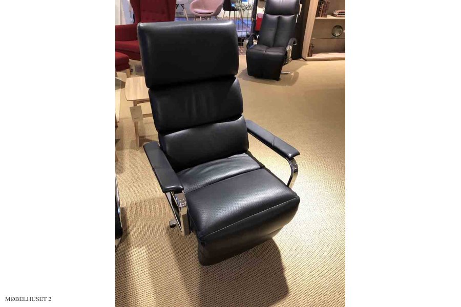 Str&auml;ssle Nora | Ausstellungsmodell