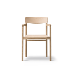 Post Chair 3445 | Cecilie Manz