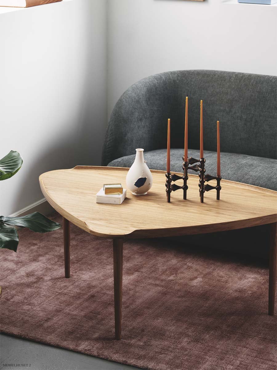 No. 55 Couchtisch