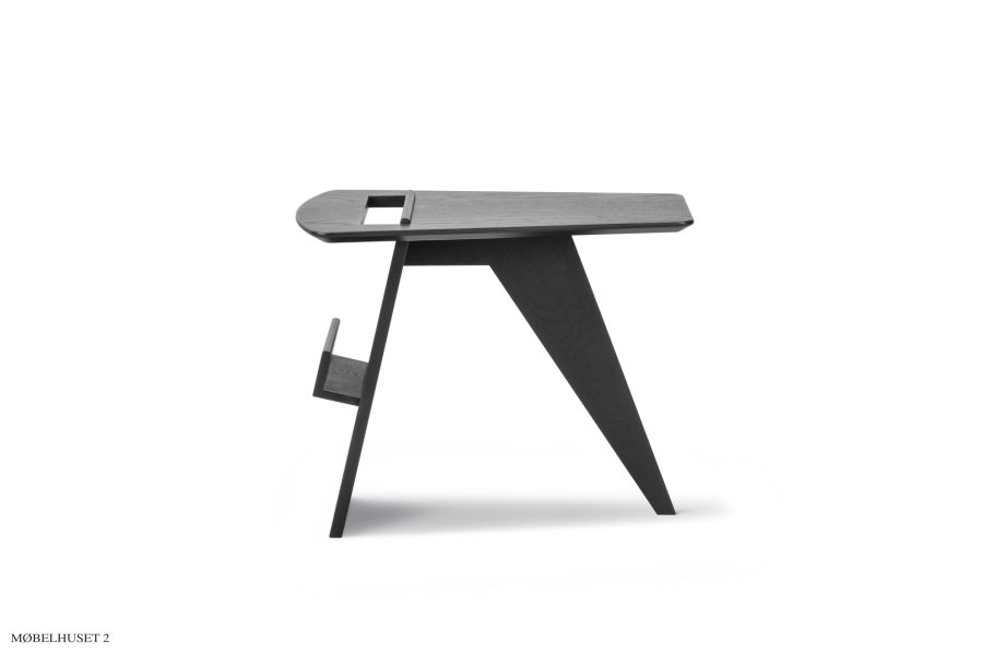 Risom Magazine Table