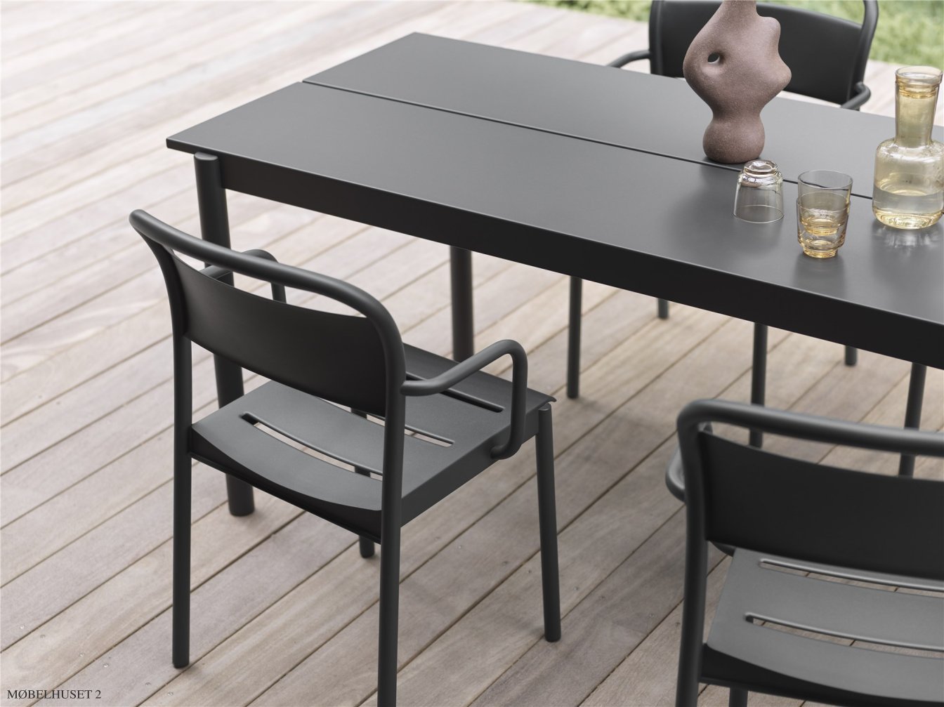 Linear Steel Table