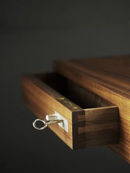 CH110 Schreibtisch