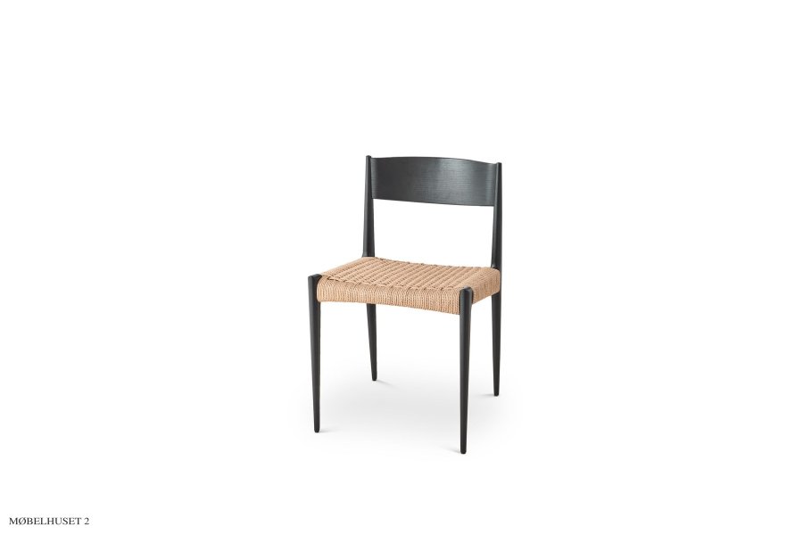 Pia Chair | DK3 Sortlakeret eg