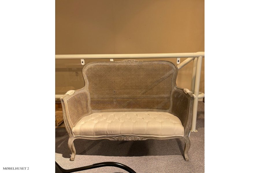 Chic Antique bnk