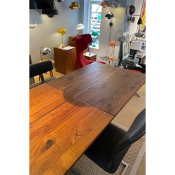 Spisebord Nox, 3x Spisebordstole Magnum og 1 x b�nk T7 - Udstillingsmodel