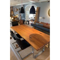 Spisebord Nox, 3x Spisebordstole Magnum og 1 x b�nk T7 - Udstillingsmodel