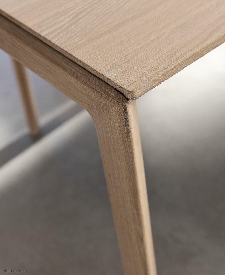Team 7 | Tak spisebord med tr�stel