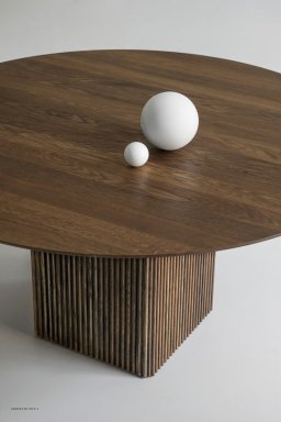 Ten Table Round | Ger�ucherte Eiche I DK3