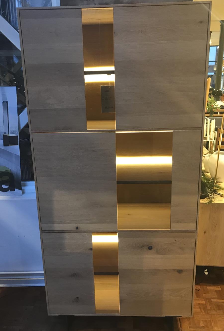 Vitrine Sigma i eg hvidolie | Udstillingsmodel