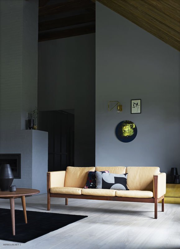 CH163 Sofa | Hans J. Wegner