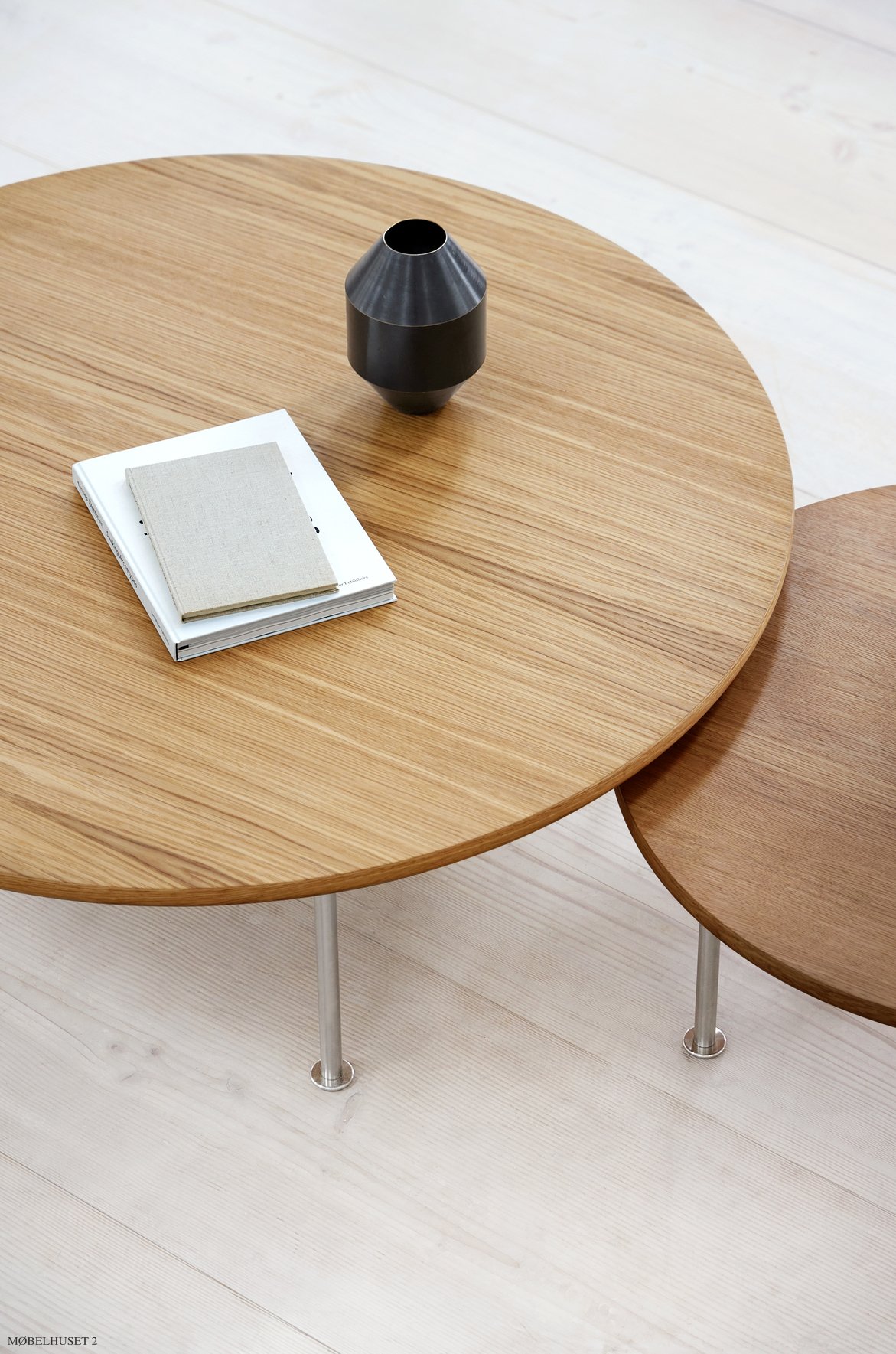 Wegner Ox Table �80