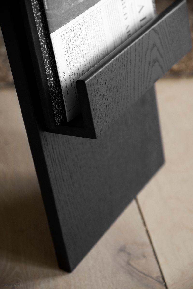 Risom Magazine Table