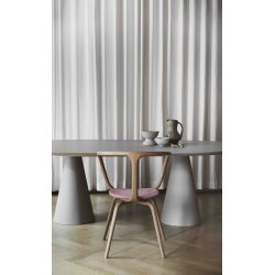 Cocoon Esszimmerstuhl | Eiche | ATBO | Kevin Hviid