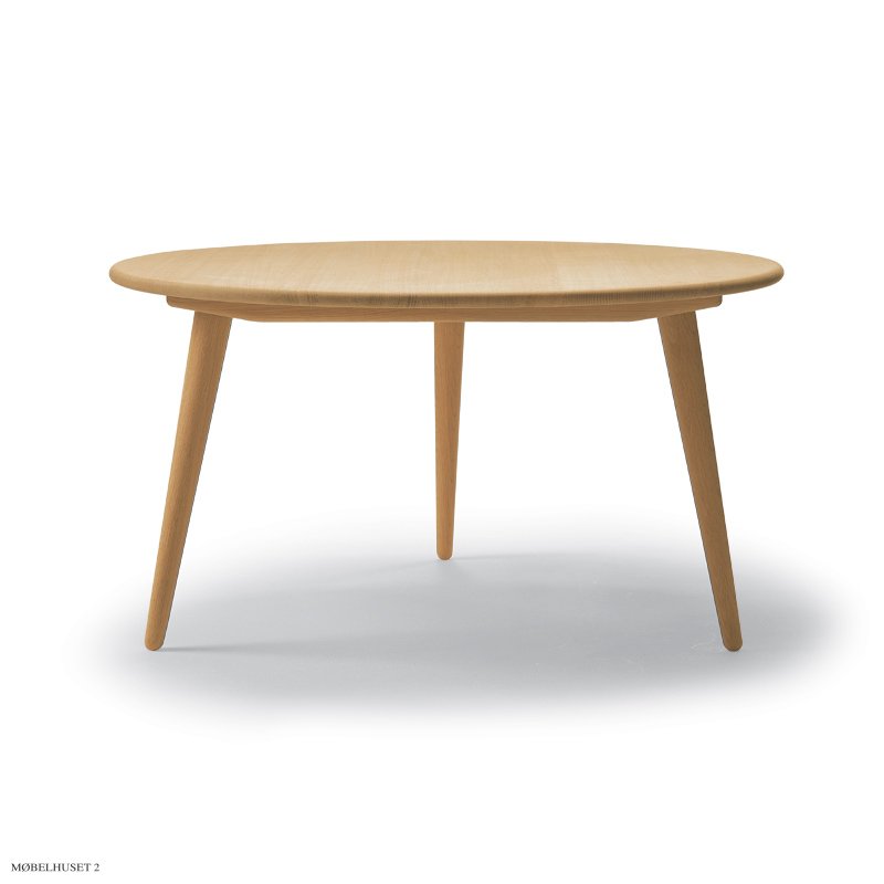 Hans J. Wegner Couchtisch CH008