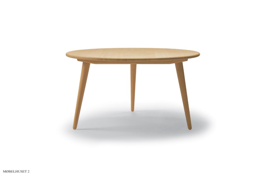 Hans J. Wegner Couchtisch CH008