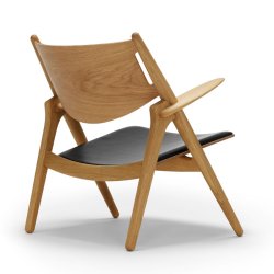 Hans J. Wegner CH28 Sesselgestell in Eichenl und schwarzem Loke-Leder