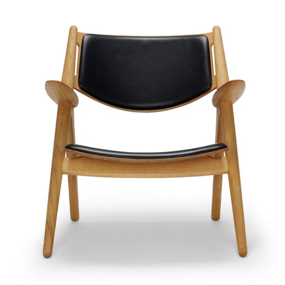 Hans J. Wegner CH28 armstol stel i eg olie og sort Loke l�der