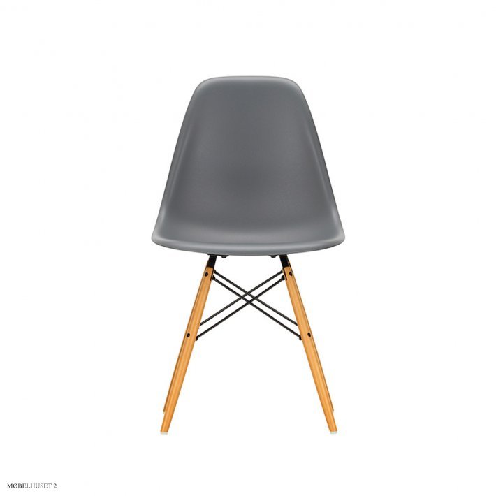 Eames Plastic Side Chair (DSW)