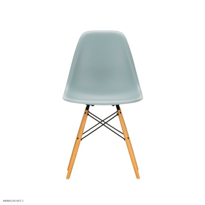 Eames Plastic Side Chair (DSW)