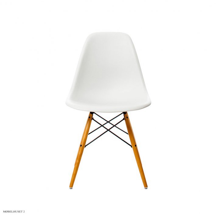 Eames Plastic Side Chair (DSW)