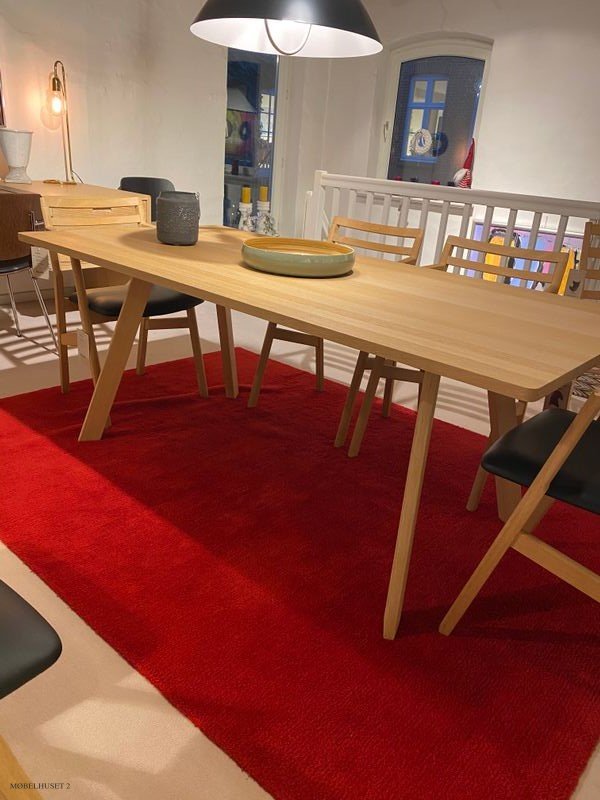 Spisebord "Eyes"