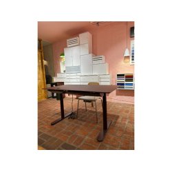 Montana Schreibtisch mit H�henverstellung | Ausstellungsmodell