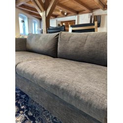 Mogens Hansen 2,5 pers. sofa model 272 Stof: Maple | Udstillingsmodel