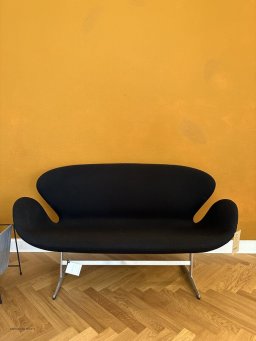Fritz Hansen | Arne Jacobsen | 2 pers. Svanen sofa