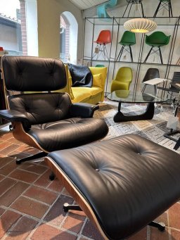 Vitra - Eames Lounge chair og ottoman | Udstillingsmodel