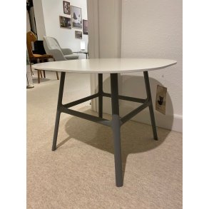 Minuscule Tisch | Ausstellungsmodell