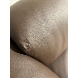 Eilersen Tub 3-Sitzer Sofa | Texas schwarzes Leder | Ausstellungsmodell