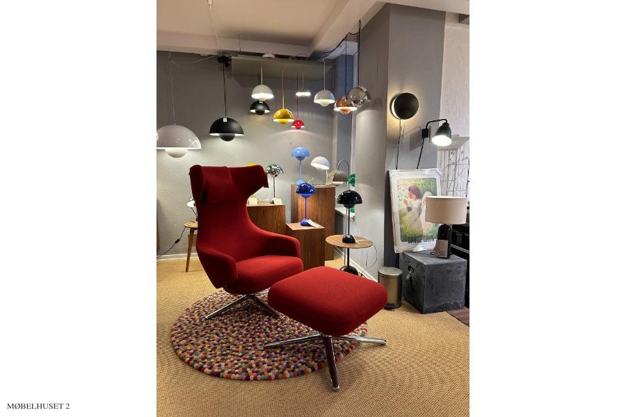 Grand Repos mit Ottoman | Vidar Stoff | Ausstellungsmodell