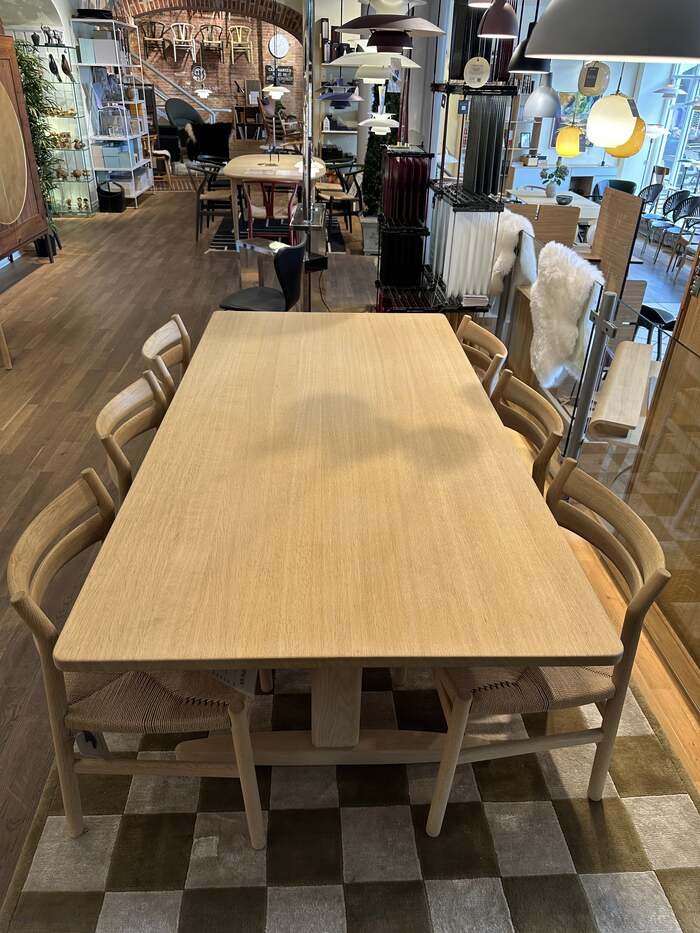 B�rge Mogensen Shakerbord 100x200 cm + 6 x BM1 stole eg s�be | Udstillingsmodel