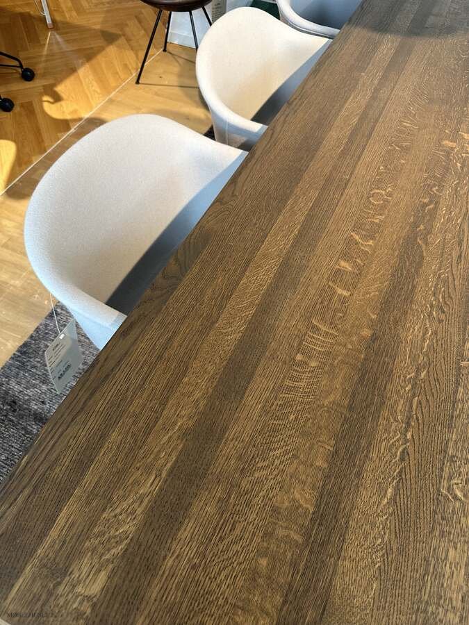 Muuto 70/70 Spisebord med 6 Fiber stole | Udstillingsmodel