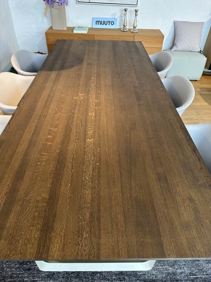 Muuto 70/70 Spisebord med 6 Fiber stole | Udstillingsmodel