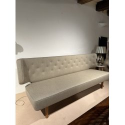 Radiohus Sofa P3 | Designer: Vilhelm Lauritzen | Ausstellungsmodell