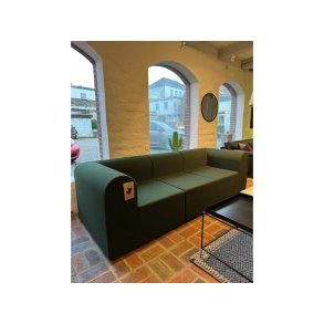 Montana Sofa Modell Paradigm | Stoff: Steelcut 975 | Ausstellungsmodell