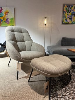 Wendelbo Mango stol og skammel | Udstillingsmodel
