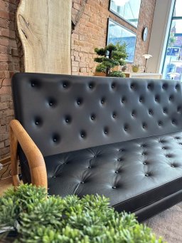 Vilhelm Lauritzen VLA 77 Sofa