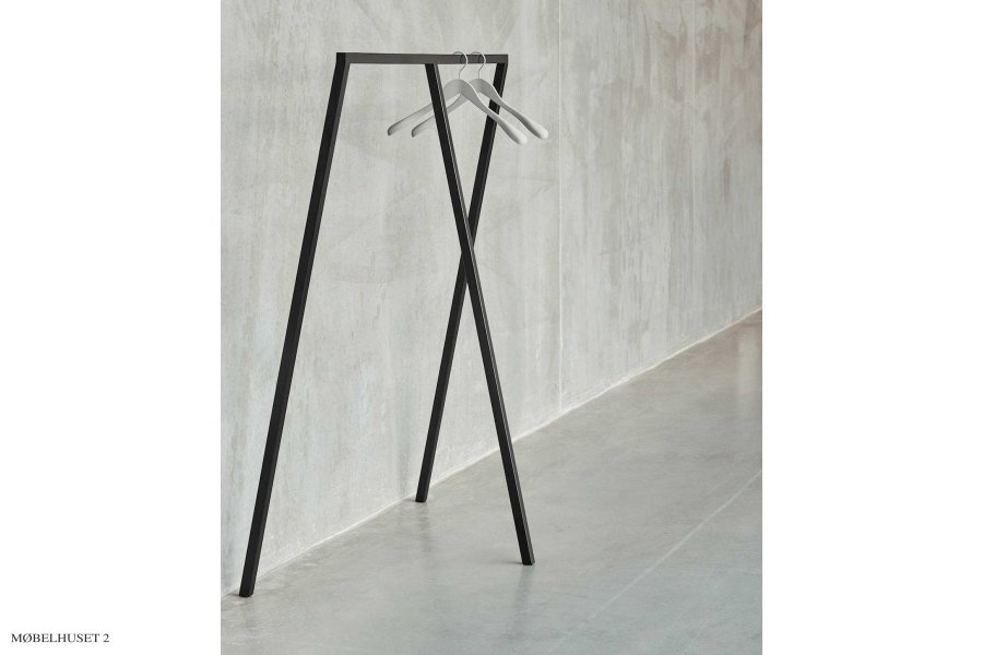 Loop Stand Wardrobe