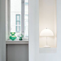 Panthella 250 Bordlampe |Hvid Opalt akryl