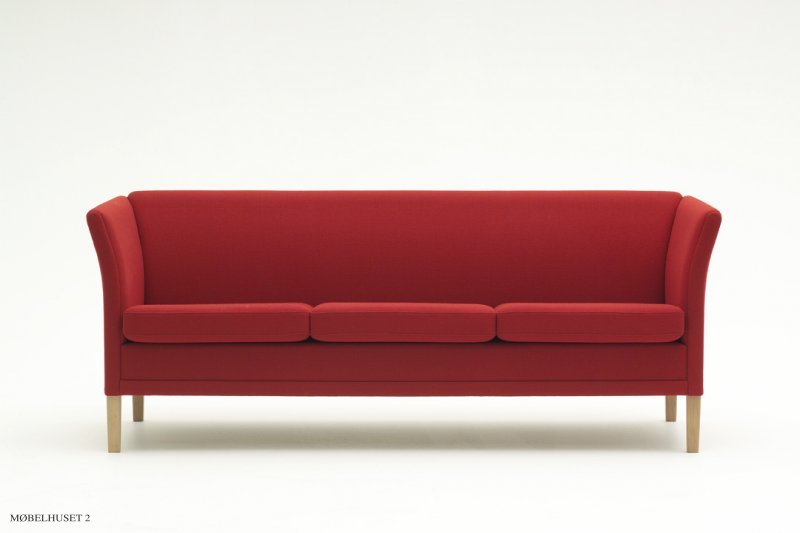 Nielaus London Sofa