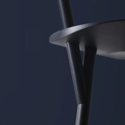 Spade chair