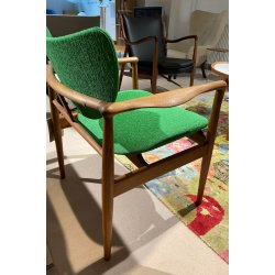 Stuhl Nr. 48 von Finn Juhl, gr�n � Ausstellungsmodell