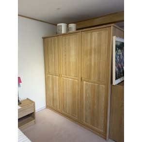 Dyrlund Kleidungsschrank