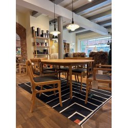 Rungstedlund Esszimmer | Tisch + 2 Mdf Platten + 4 Sthle  + 2 Armsthle | Ausstellungsmodell