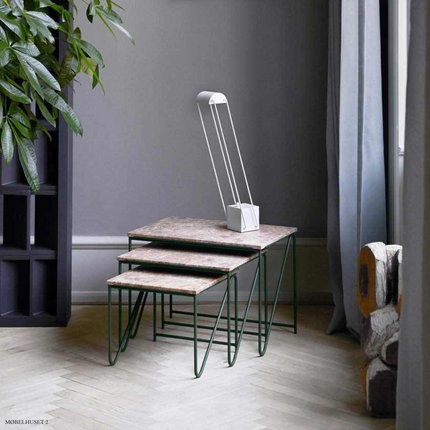 Nesting Tisch